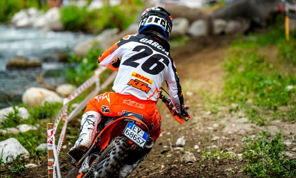 Decreto Trasporti, approvato il "targhino" per l’enduro