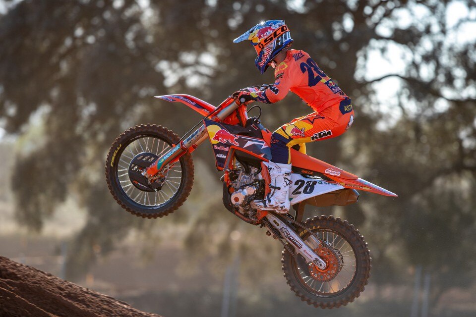 Mondiale MXGP 2022: si parte!