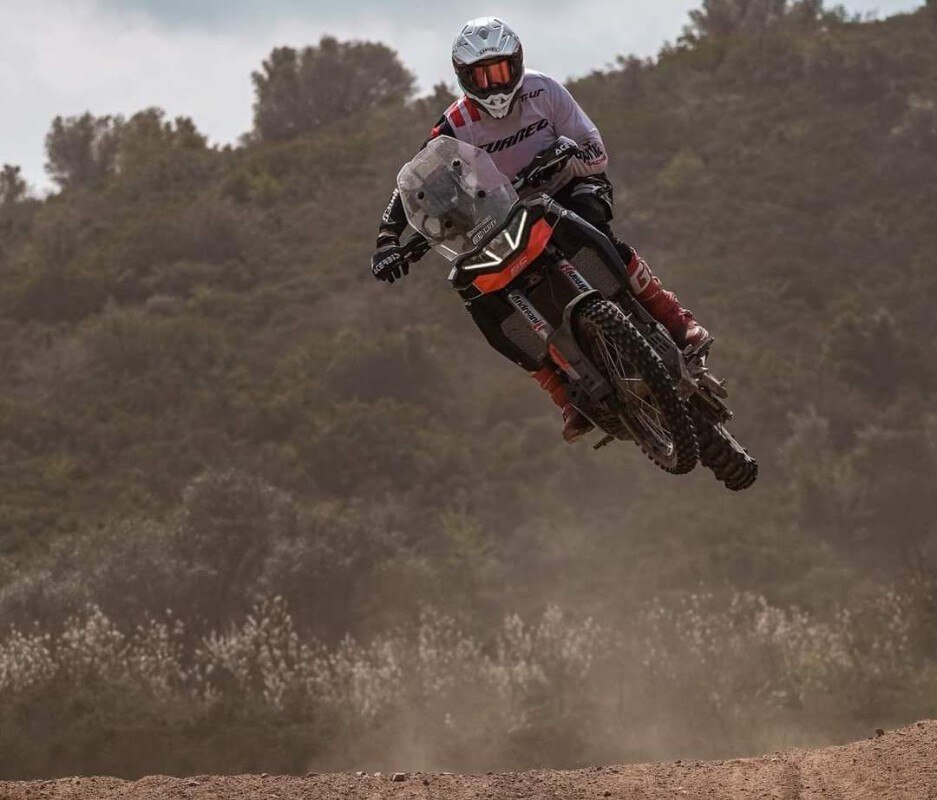 Due Aprilia Tuareg 660 ufficiali nel Campionato italiano Motorally