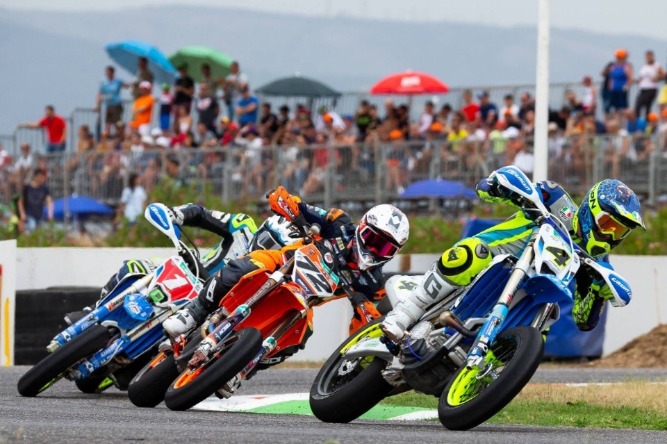 Mondiale Supermoto 2023:  grande inizio di stagione con il GP del Piemonte