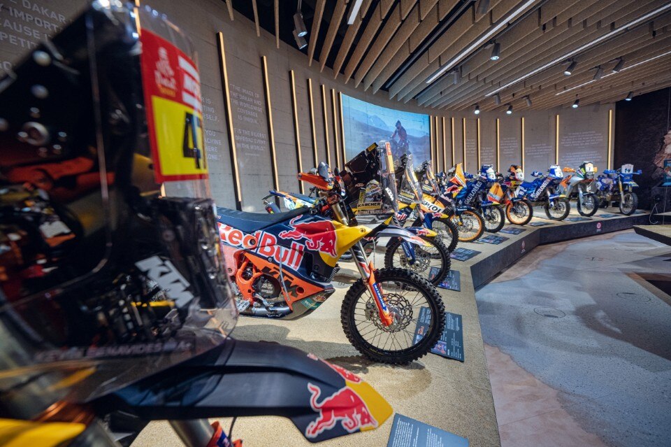 Le “Leggende della Dakar” in mostra alla KTM Motohall 