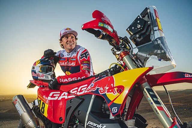Mondiale Rally-Raid: frattura al femore per Daniel Sanders Mondiale Rally-Raid: frattura al femore per Daniel Sanders