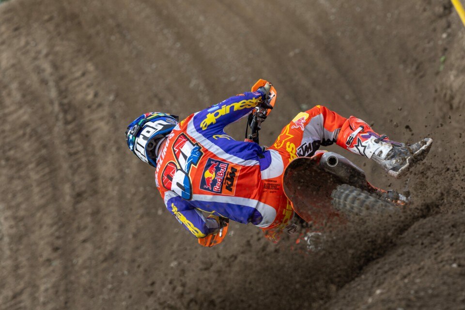 Jeffrey Herlings, ancora un infortunio! Jeffrey Herlings, ancora un infortunio!