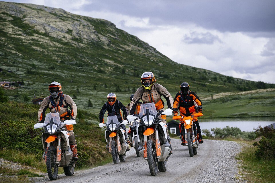 Titano Ride Out, Rimini pronta all'invasione dei 100 Orange Rider! Titano Ride Out, Rimini pronta all'invasione dei 100 Orange Rider!