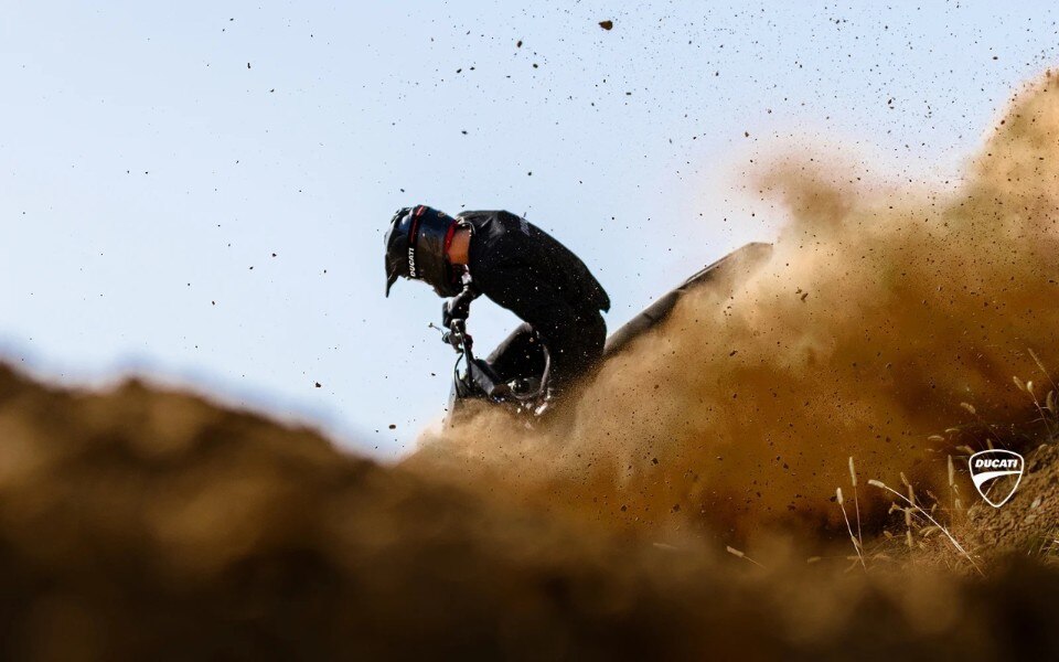 E’ ufficiale: Ducati entra nel motocross!