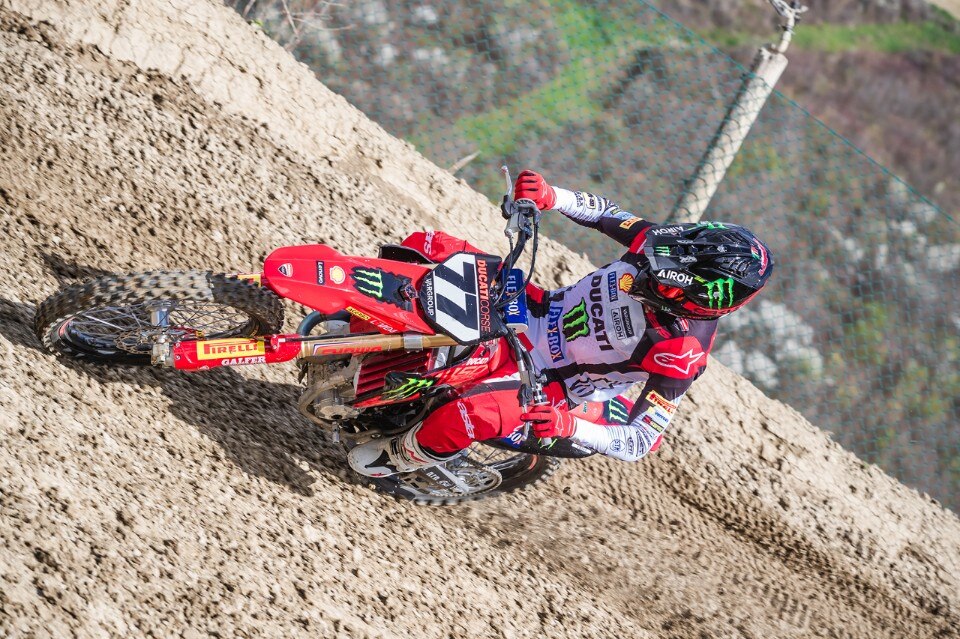 Ducati Desmo450 MX: a Mantova è l'ora della verità Ducati Desmo450 MX: a Mantova è l'ora della verità