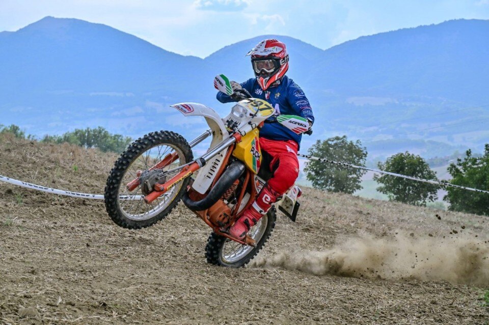 Scatta l’Enduro Vintage Trophy. Cerimonia di apertura live su FedermotoTV Scatta l’Enduro Vintage Trophy. Cerimonia di apertura live su FedermotoTV