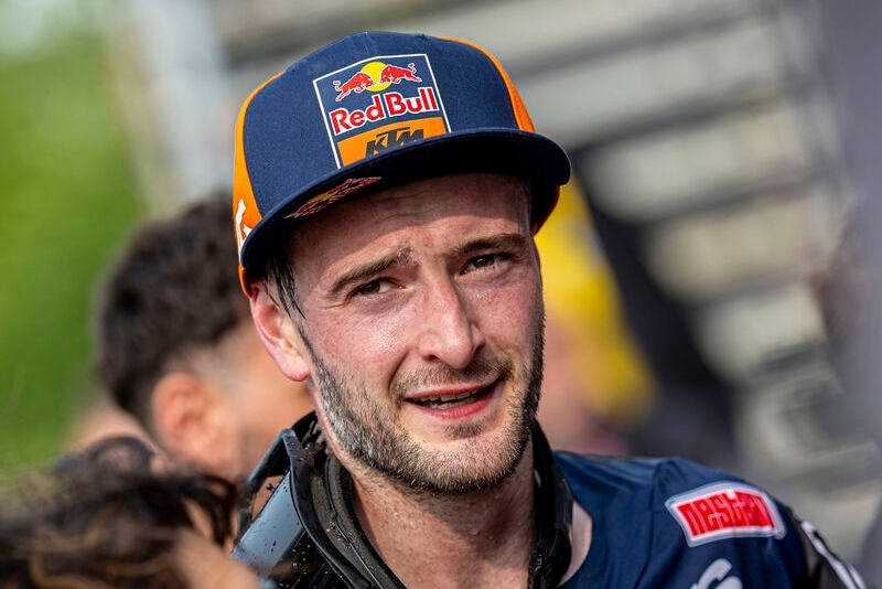 Jeffrey Herlings: "Non mi sono operato alla clavicola" Jeffrey Herlings: "Non mi sono operato alla clavicola"