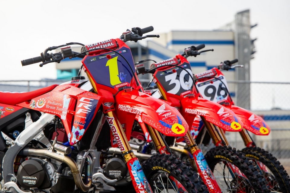 All'asta le plastiche autografate del Team Honda HRC All'asta le plastiche autografate del Team Honda HRC