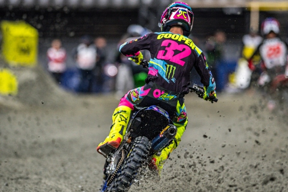 Supercross: come si scelgono gli pneumatici giusti?