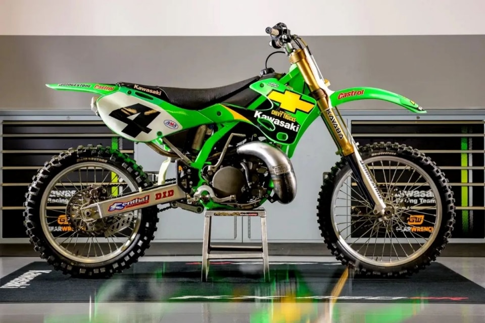 Operazione nostalgia: ecco la Kawasaki KX450SR dedicata a Ricky Carmichael