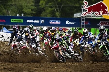 Red Bull Mx Superchampions. 400 piloti, 8 categorie per 2 giornate di pura adrenalina