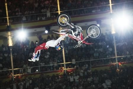 Red Bull - Mx Superchampions. Anche il freestyle protagonista a Maggiora
