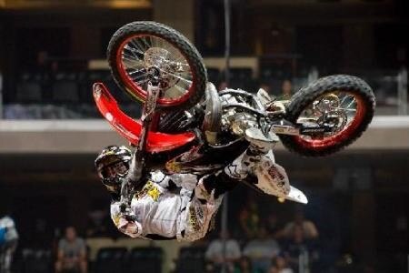 ESPN X Games 15.  Ronnie Renner e Ricky Carmichael a pari merito nello Step Up