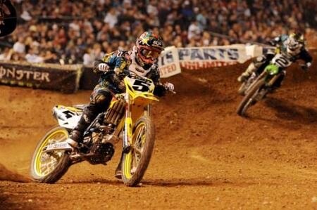 AMA Supercross 2010 - Phoenix. La prima di Dungey. Scintille tra Stewart e Reed