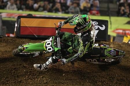 AMA Supercross - Phoenix. Bubba is back!