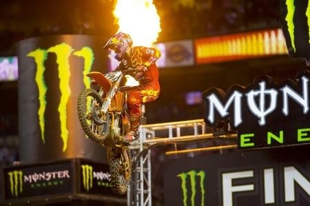 AMA Supercross 2012. Dungey non molla