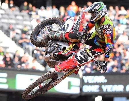 AMA Supercross 2015. Il ritorno di Eli Tomac e il titolo di Musquin