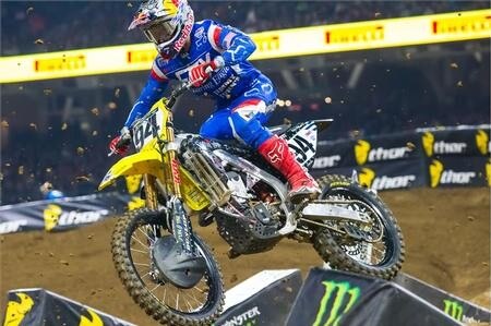 AMA Supercross 2016 - Arlington. Roczen tiene duro