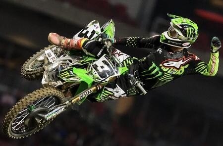 AMA Supercross 2017 - Phoenix. Eli Tomac mette tutti in riga -VIDEO