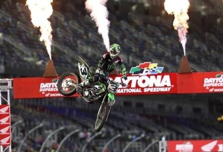 AMA Supercross 2017 - Daytona. Ancora Tomac. Dungey giù dal podio