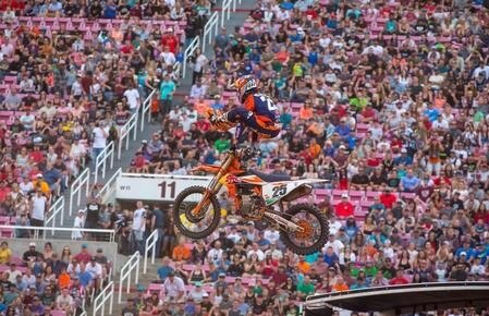 AMA Supercross 2018 – Salt Lake City. Musquin up, Anderson down