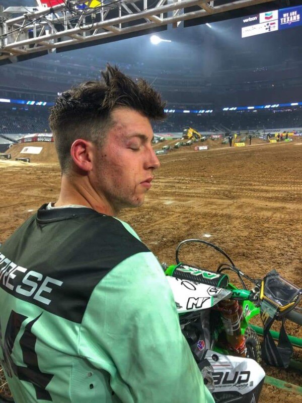 2021 AMA Supercross. A Houston2 vittorie di Eli Tomac e Jett Lawrence - VIDEO