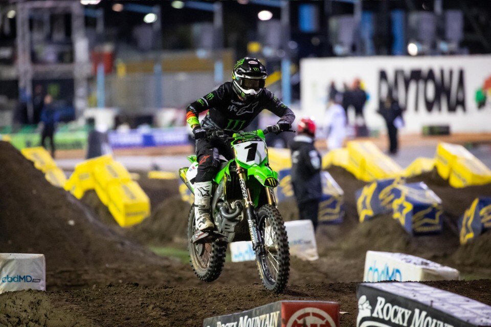 2021 AMA Supercross - Quinta vittoria di Eli Tomac a Daytona - VIDEO