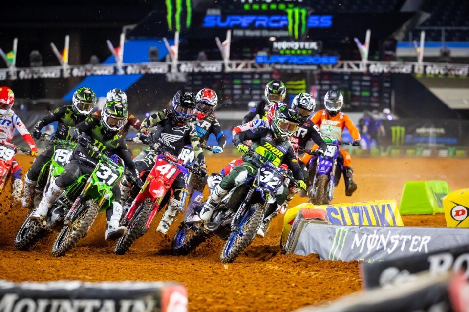 2021 AMA Supercross - Cooper Webb fa tripletta ad Arlington - VIDEO