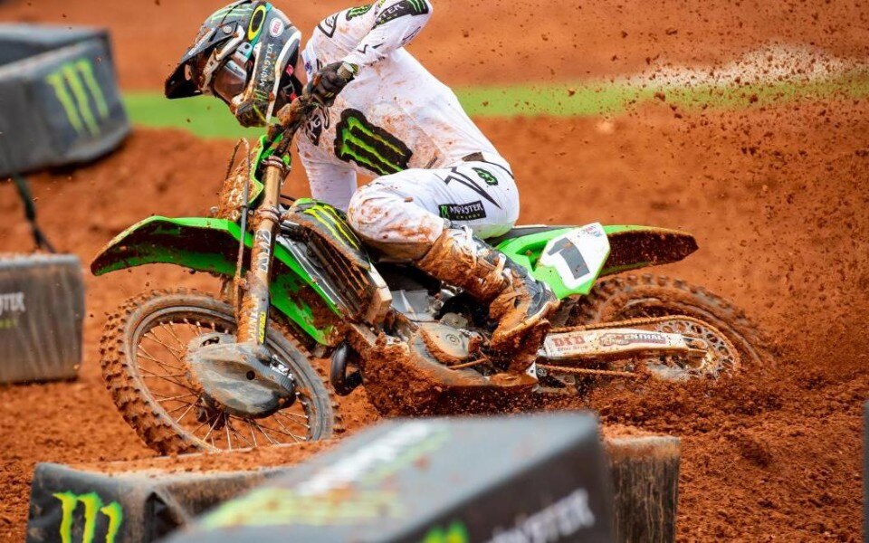 2021 AMA Supercross - Vittoria di Eli Tomac nella prima di Atlanta - VIDEO 2021 AMA Supercross - Vittoria di Eli Tomac nella prima di Atlanta - VIDEO