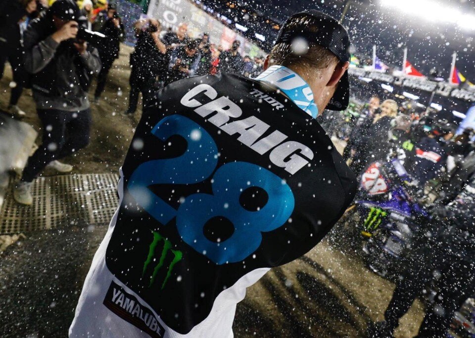 AMA Supercross 2022, ad Anaheim 2 prima vittoria di Tomac con la Yamaha - VIDEO