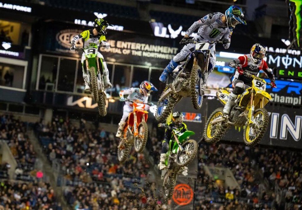 AMA Supercross 2023: a Seattle torna alla vittoria Tomac - L'analisi di Stefano Dami VIDEO AMA Supercross 2023: a Seattle torna alla vittoria Tomac - L'analisi di Stefano Dami VIDEO
