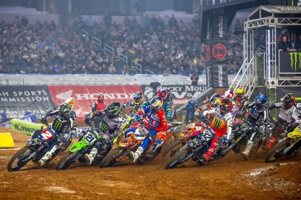 AMA Supercross 2025 - Arlington: l'analisi di Stefano Dami