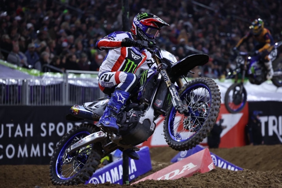 AMA Supercross 2026: la Triple Crown di Houston va Cooper Webb e Haiden Deegan - VIDEO