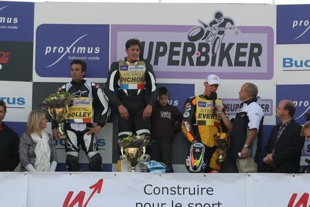 Mettet Superbiker. Vincono Pichon e Anderson