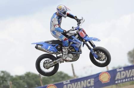 Internazionali d'Italia di Supermoto. A Viterbo è l'ora di Van Den Bosch e Gozzini