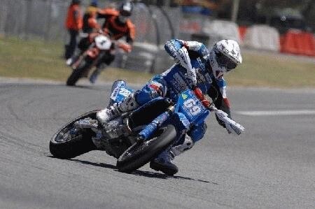 Campionato Australiano Supermoto. Davide Gozzini Campione S1 2009