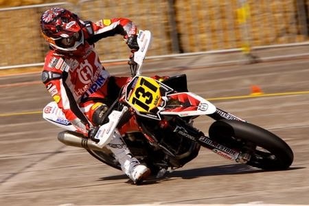 Campionato tedesco Supermotard. Esordio con vittoria per Mauno Hermunen