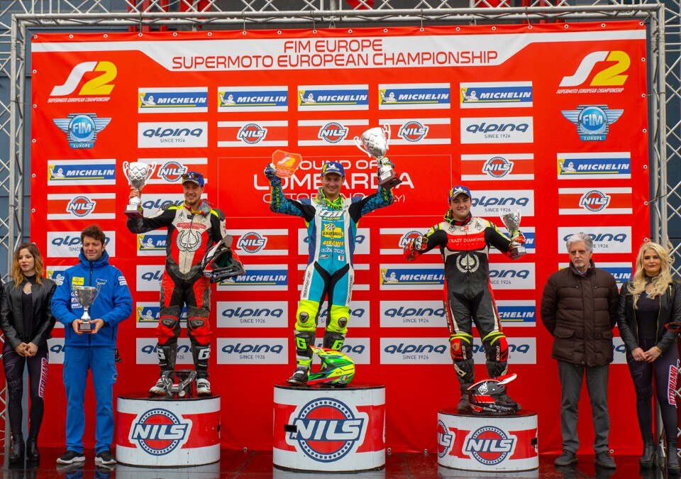 Campionato Europeo S2 Supermoto, Thomas Chareyre vince a Ottobiano davanti a Elia Sammartin