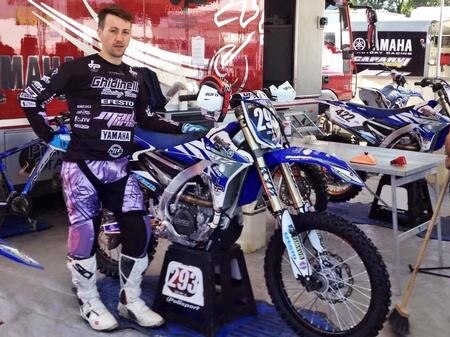 METALgear by MadBros. La moda prestata al motocross