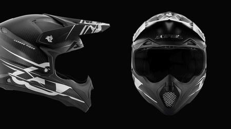 Casco Acerbis Impact Carbon. Black & Light Casco Acerbis Impact Carbon. Black & Light