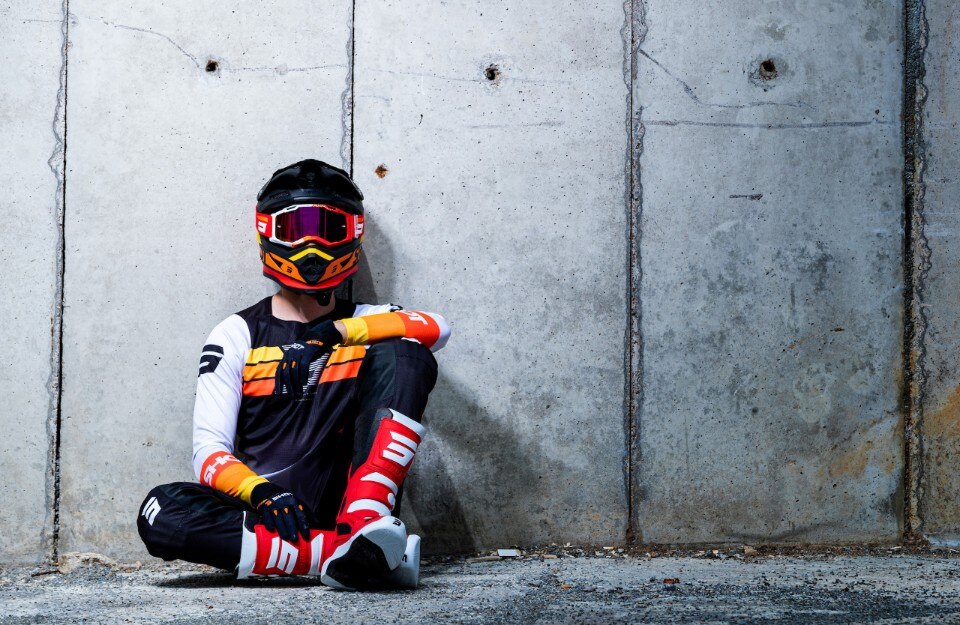 Shot Race Gear arriva in Italia