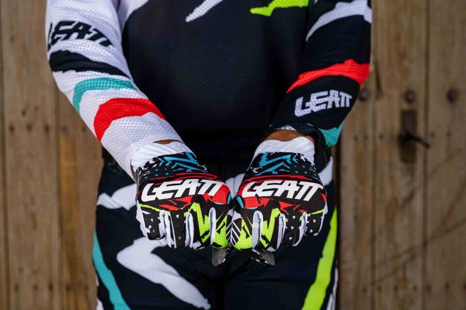 Leatt presenta la collezione Moto 2023