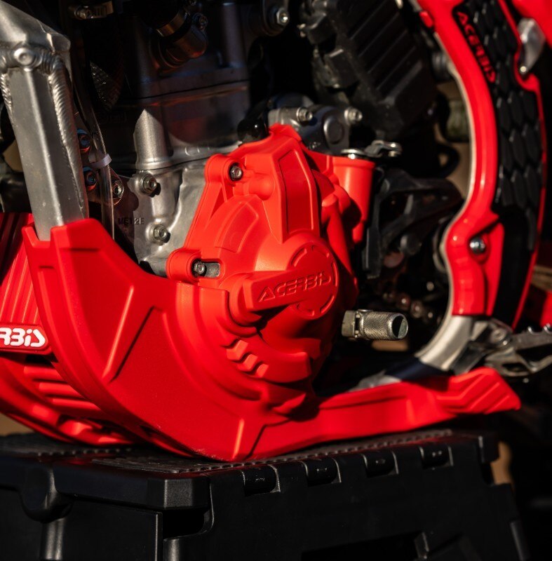 Avventure senza limiti: ACERBIS ridefinisce la protezione off-road