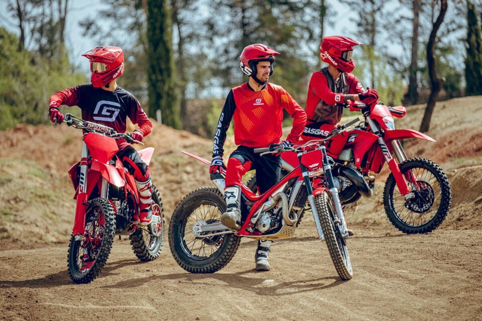 GASGAS lancia le collezioni Casual e Functional 2024