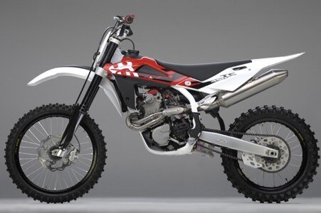 Novità Husqvarna. Presentate le TC 450 e TE 310 2009