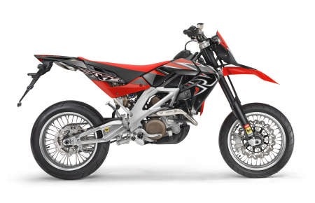 Aprilia SXV 450/550: prova al pubblico. Un sabato di traverso