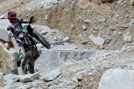 VIDEO SHERCO 2.5i. NEWS ENDURO VIDEO SHERCO 2.5i. NEWS ENDURO