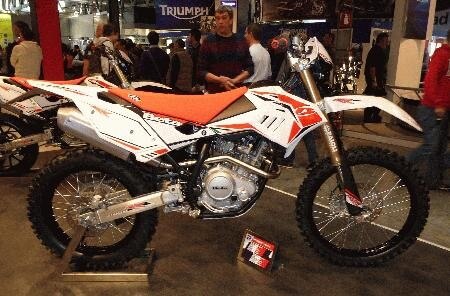Novità EICMA 2009. Beta RR 124 4T LC Enduro e Motard