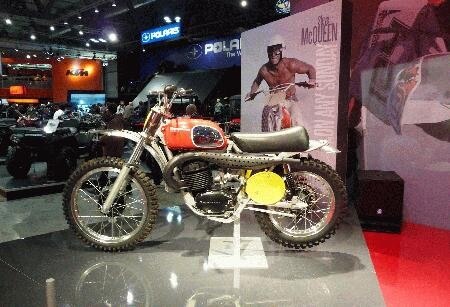 Curiosità dal'EICMA 2009. Moto, abbigliamento, accessori e tanto altro